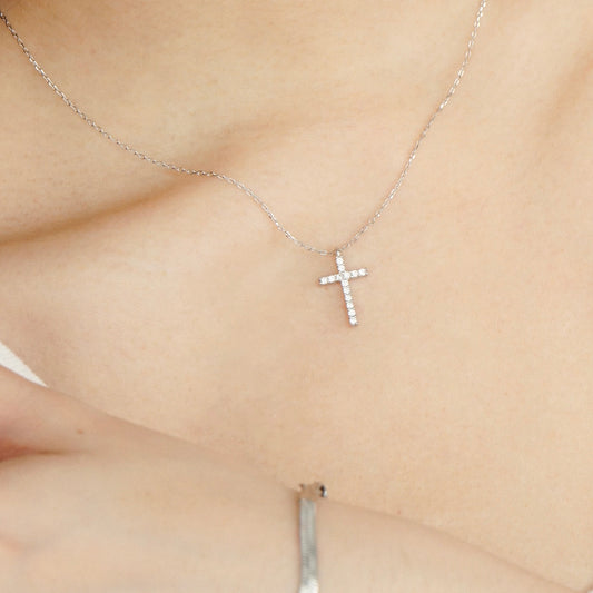 Arielle Cross Necklace (Silver)