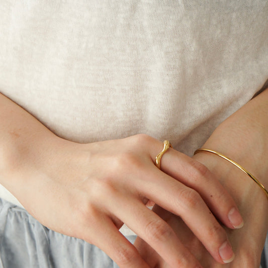 Denver Curved Ring (Gold)