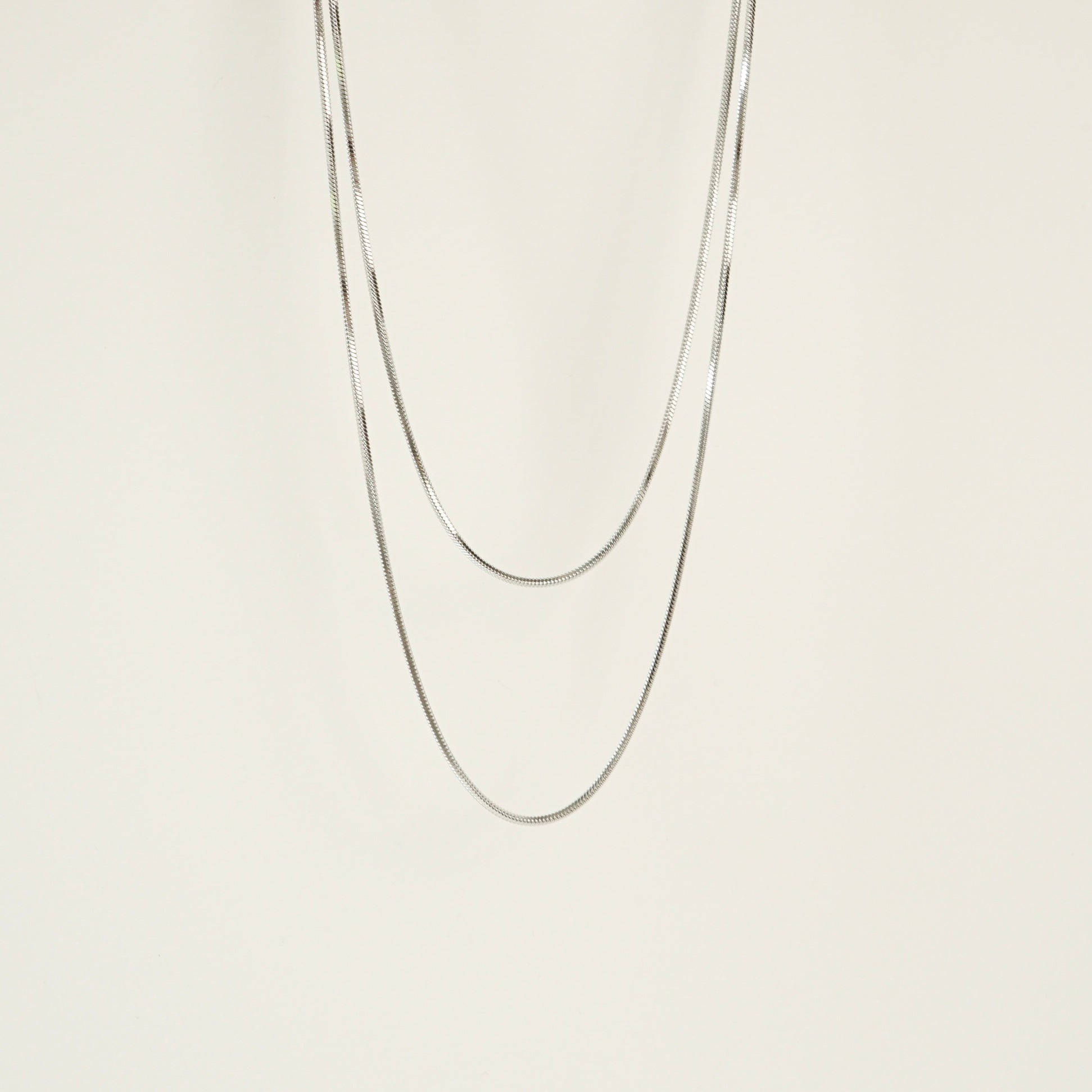 Geneva Herringbone Chain Long Necklace (Silver)