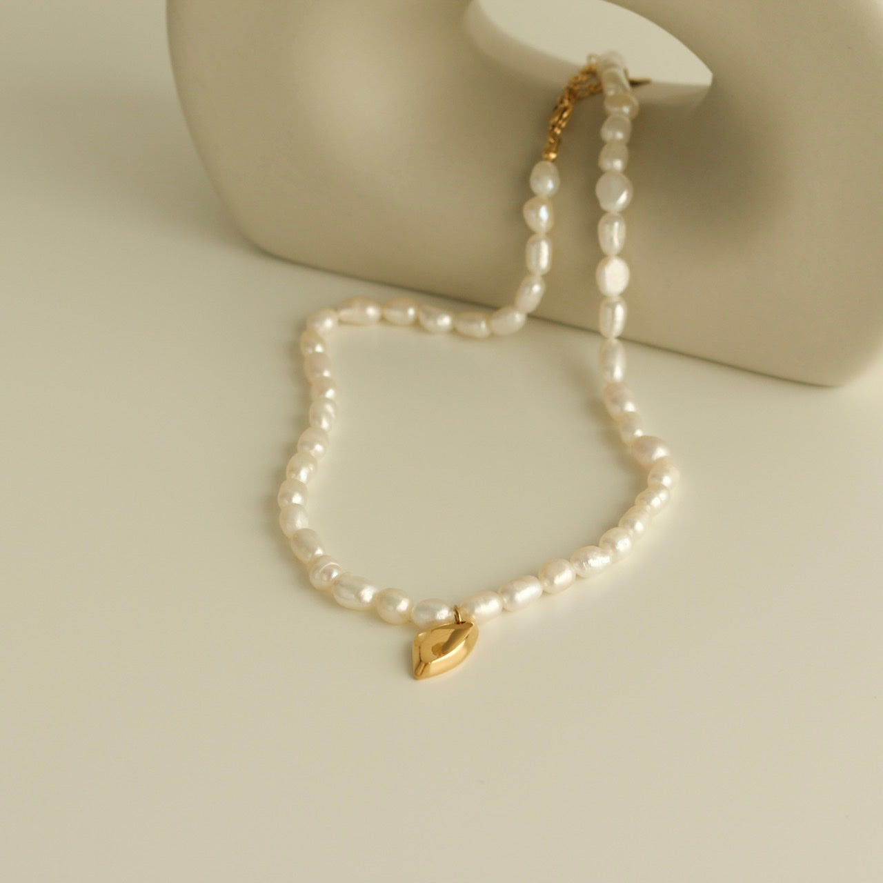 Quincy Pearl Necklace